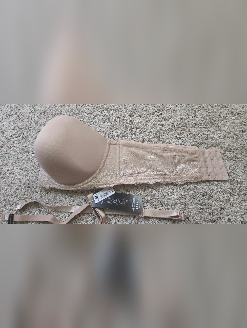 Torrid Nude Lace 5 Way Strapless Bra with Silicone Lining - 40DD New With Tags